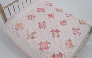 Dollhouse Miniature Churndash Quilt